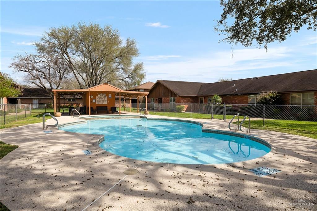 415 South Westgate Drive, Unit 22 Weslaco, TX 78596 - Photo 16 of 19