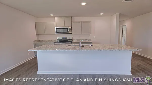 $228,900 | 14271 Monmouth Avenue, Denham Springs, LA 70726