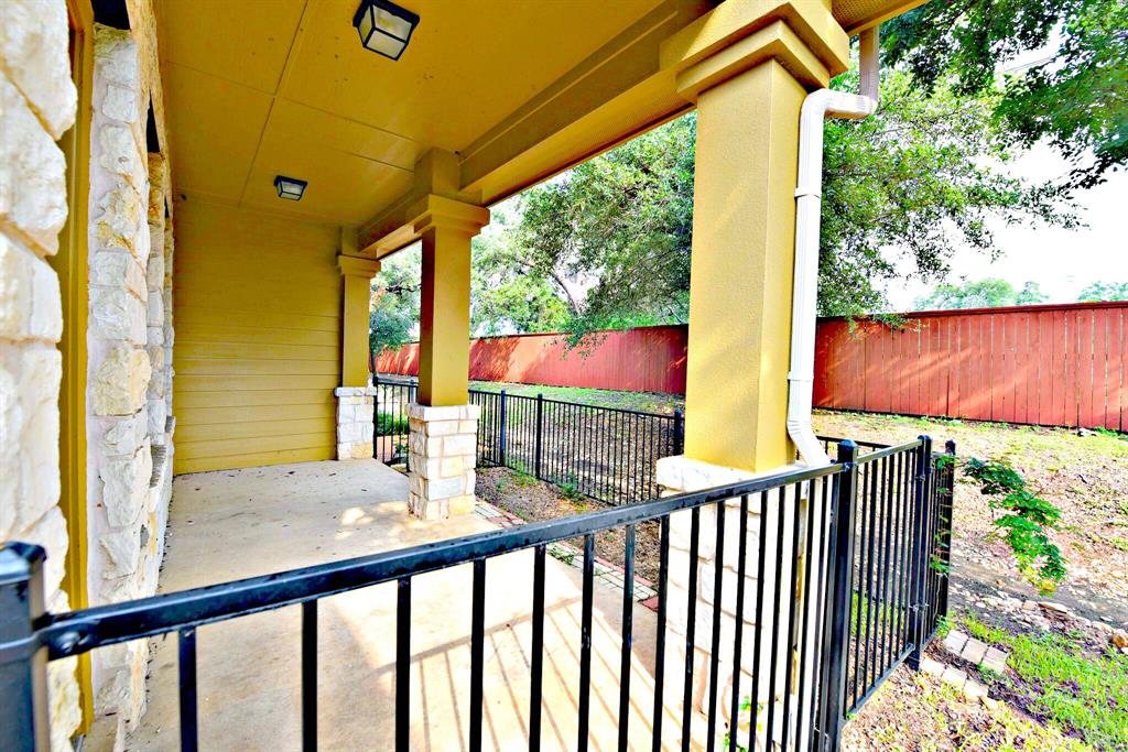 14815 Avery Ranch Boulevard, Unit 702 Austin, TX 78717 - Photo 19 of 19 View of patio with a fenced backyard