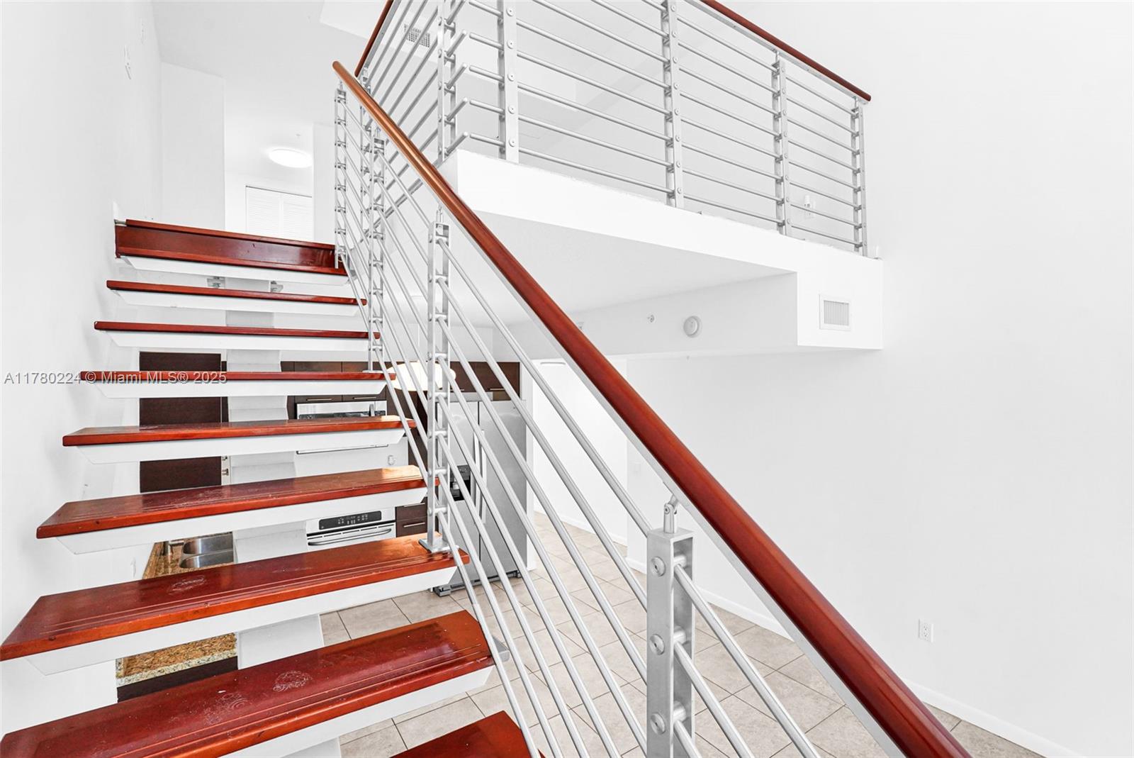 41 Southeast 5th Street, Unit 406 Miami, FL 33131 - Photo 39 of 68