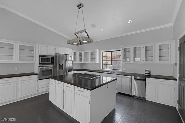 $4,000 | 9 Quail Run Road, Henderson, NV 89014