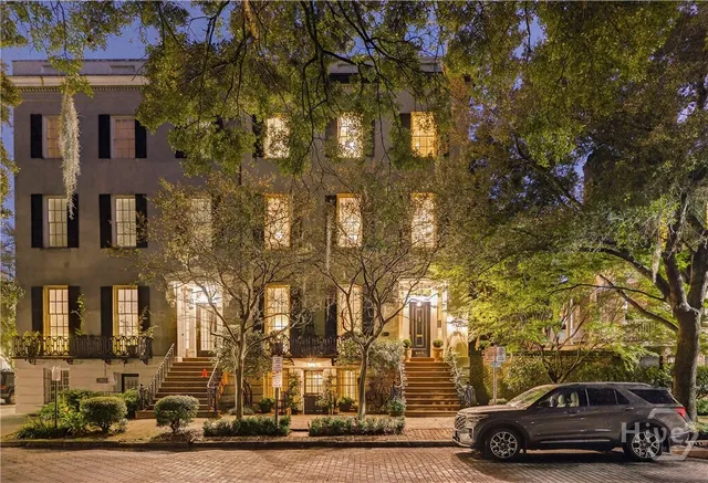 $3,775,000 | 203 West Charlton Street, Savannah, GA 31401