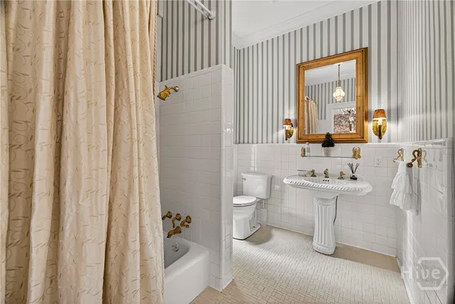 $3,775,000 | 203 West Charlton Street, Savannah, GA 31401