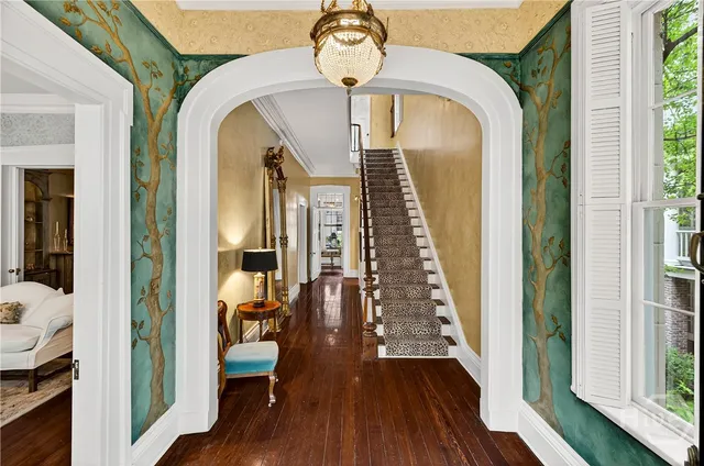 $3,775,000 | 203 West Charlton Street, Savannah, GA 31401