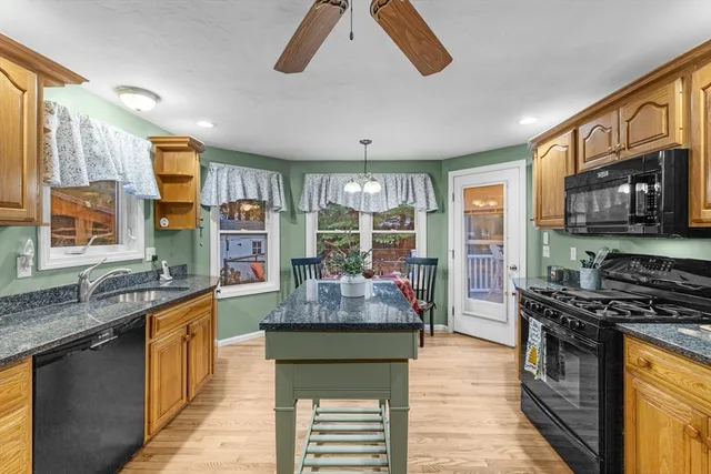 $698,800 | 4 Penny Lane, Wareham, MA 02538