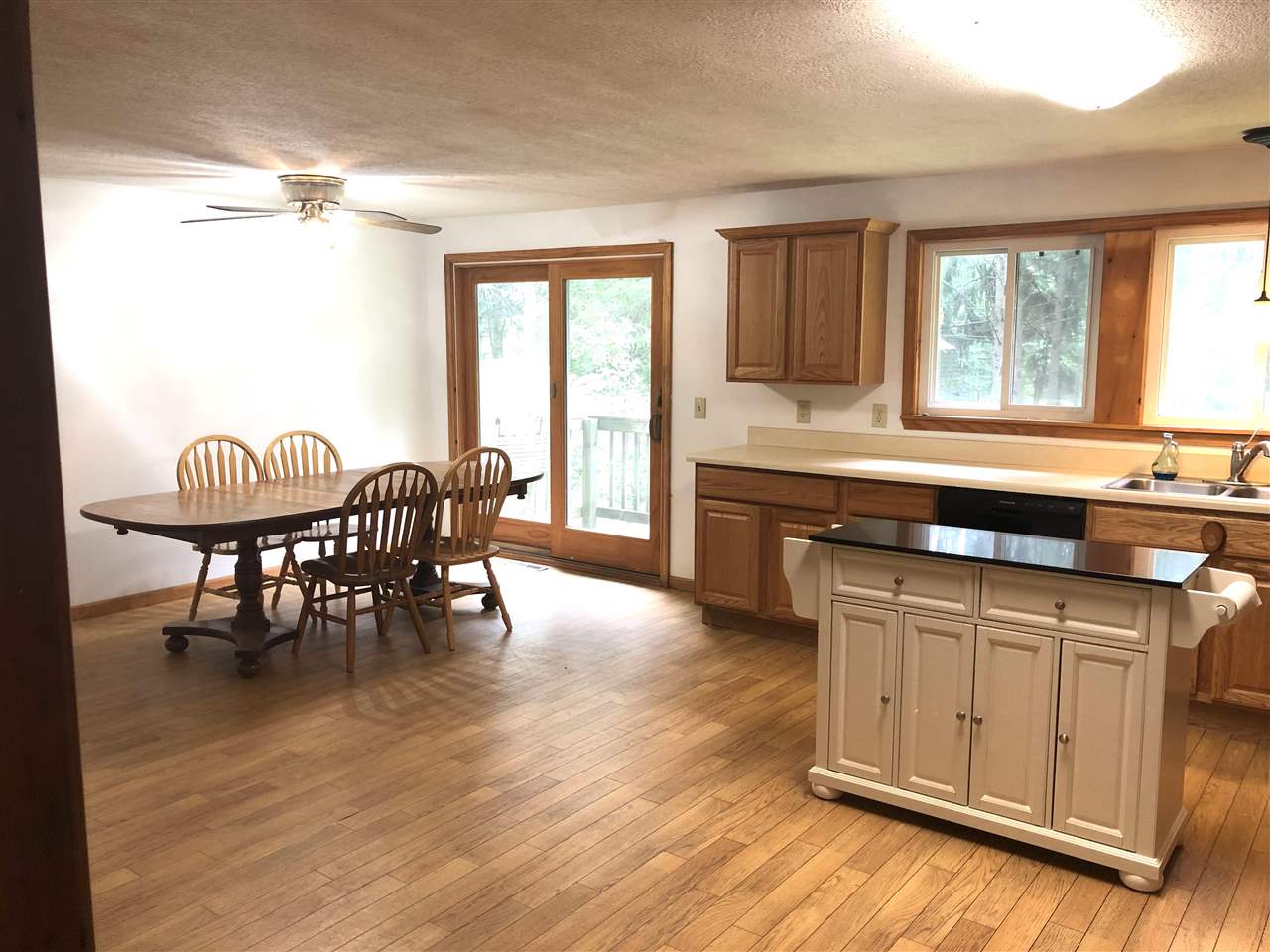 1180 Tisdale Road Roscommon, MI 48653 - Photo 9 of 37 1891565-8.JPG