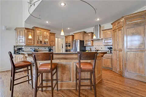 $1,595,000 | 13816 Horton Drive, Overland Park, KS 66223