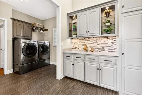 $1,595,000 | 13816 Horton Drive, Overland Park, KS 66223