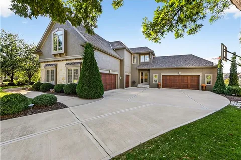 $1,595,000 | 13816 Horton Drive, Overland Park, KS 66223
