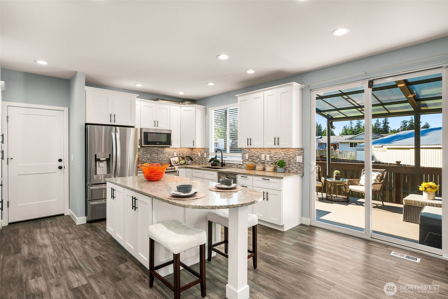 20121 Bartlett Road Bothell, WA 98012 - Photo 12 of 36