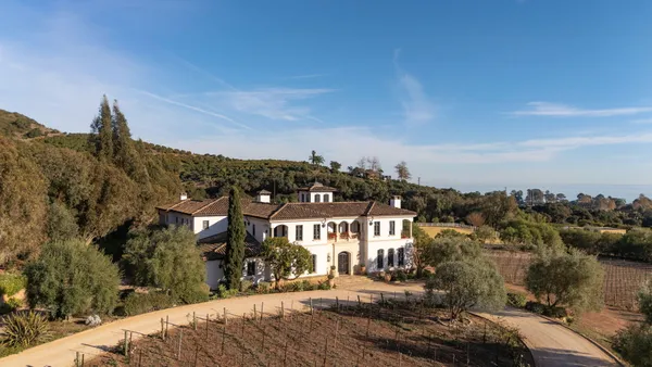 $17,450,000 | 338 Toro Canyon Road, Carpinteria, CA 93013