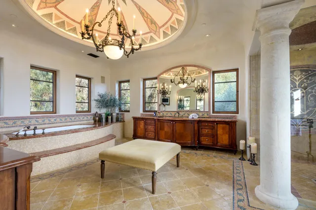 $18,500,000 | 338 Toro Canyon Road, Carpinteria, CA 93013