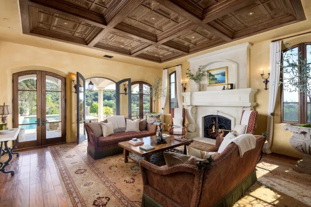 $18,500,000 | 338 Toro Canyon Road, Carpinteria, CA 93013