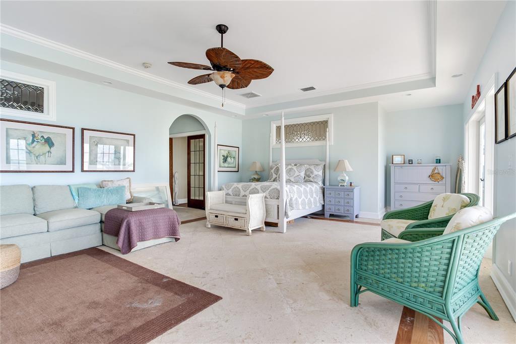 16116 Gulf Boulevard Redington Beach, FL 33708 - Photo 14 of 49