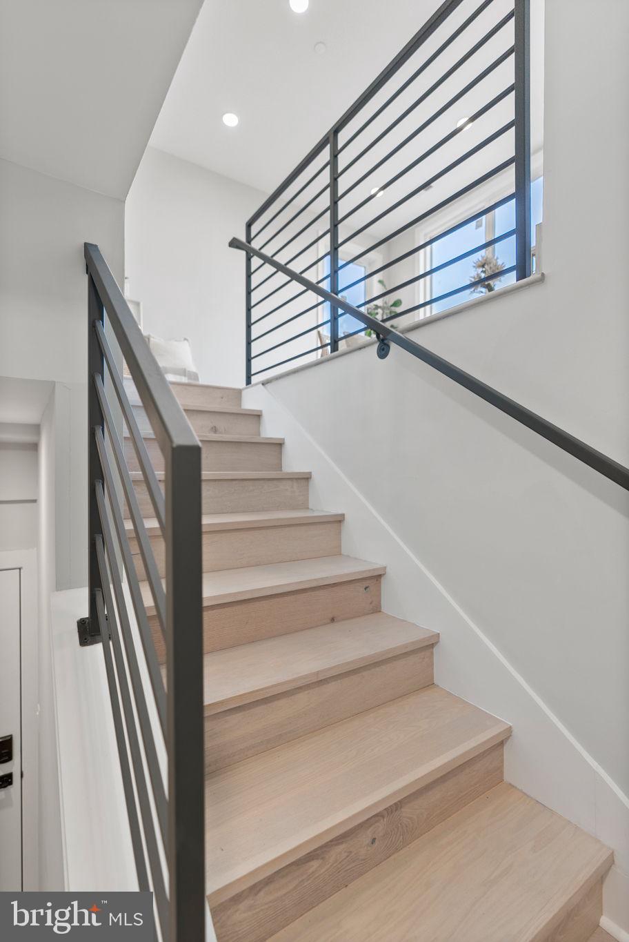 2019 M Street Northeast, Unit PH9 Washington, DC 20002 - Photo 2 of 34 a view of entryway