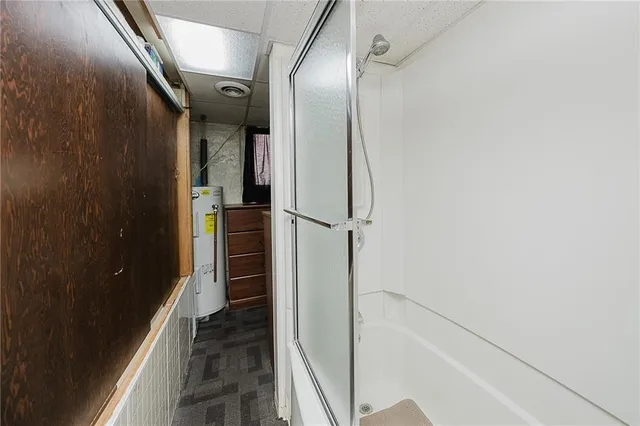 a view of walk in closet