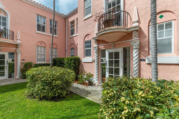 $260,000 | 758 Meridian Avenue, Unit 8, Miami Beach, FL 33139