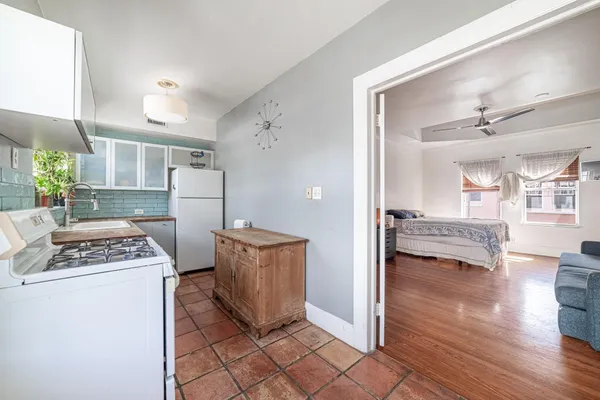 $260,000 | 758 Meridian Avenue, Unit 8, Miami Beach, FL 33139