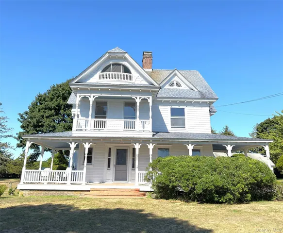 $2,800,000 | 63 South Bay Avenue, Eastport, NY 11941