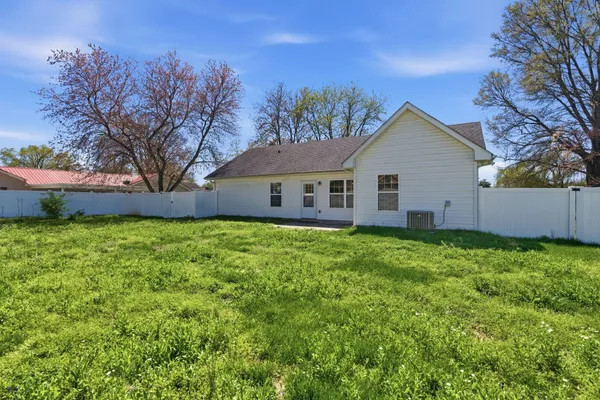 $365,000 | 638 Lilly Lane, Murfreesboro, TN 37128