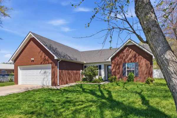 $365,000 | 638 Lilly Lane, Murfreesboro, TN 37128