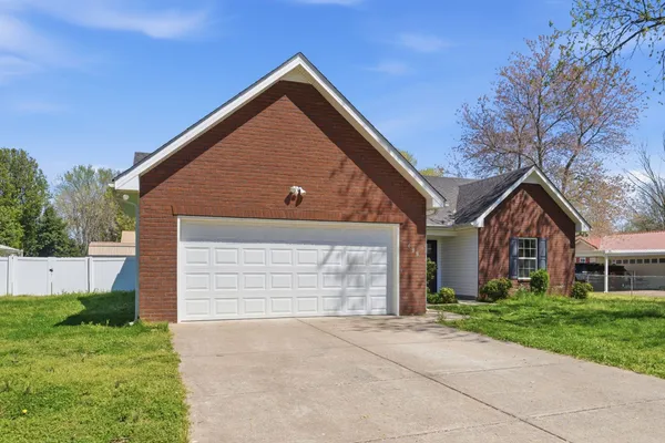 $365,000 | 638 Lilly Lane, Murfreesboro, TN 37128