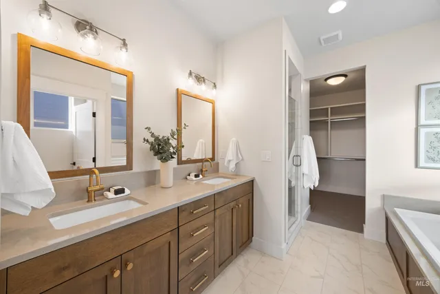 $759,800 | 3373 East Englehart Lane, Meridian, ID 83642