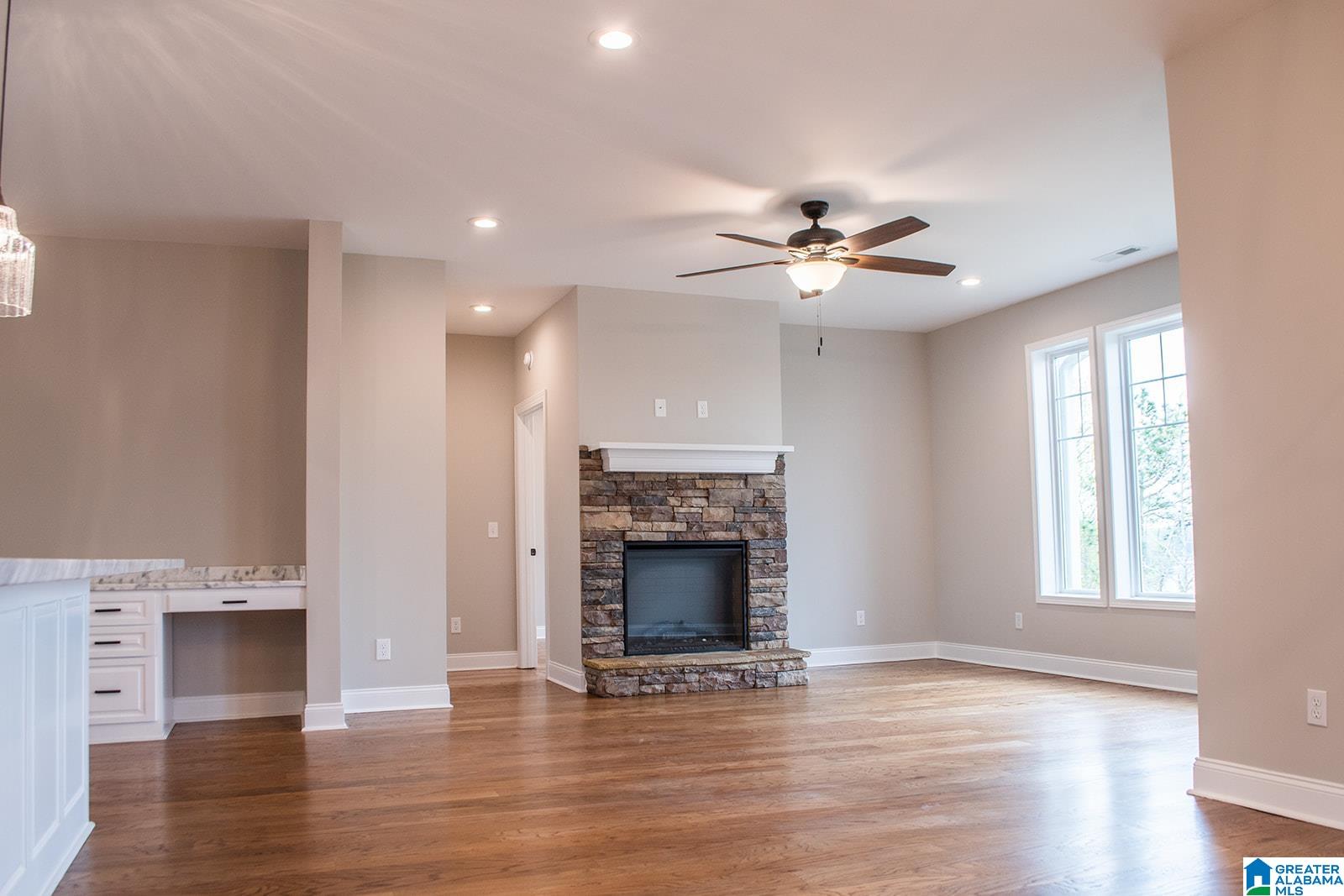224 Shoreline View Talladega, AL 35160 - Photo 7 of 46