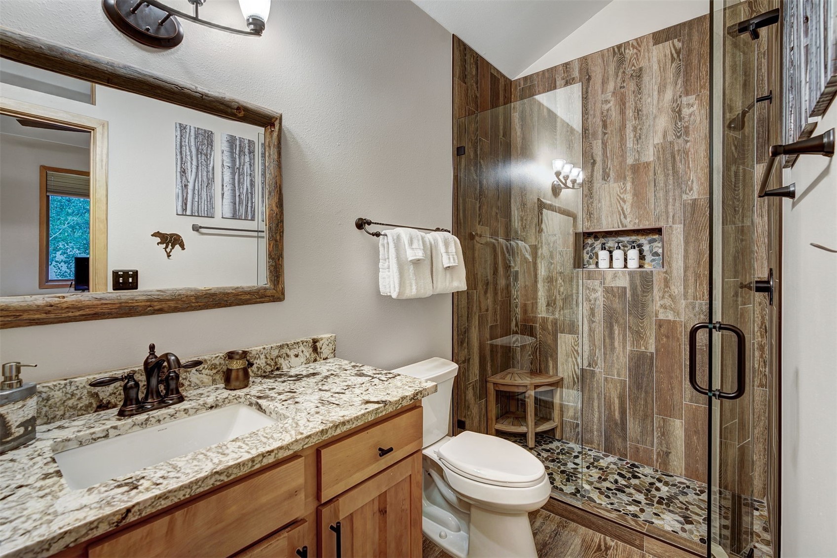 2210 Hamilton Creek Road Silverthorne, CO 80498 - Photo 35 of 50 En suite bathroom