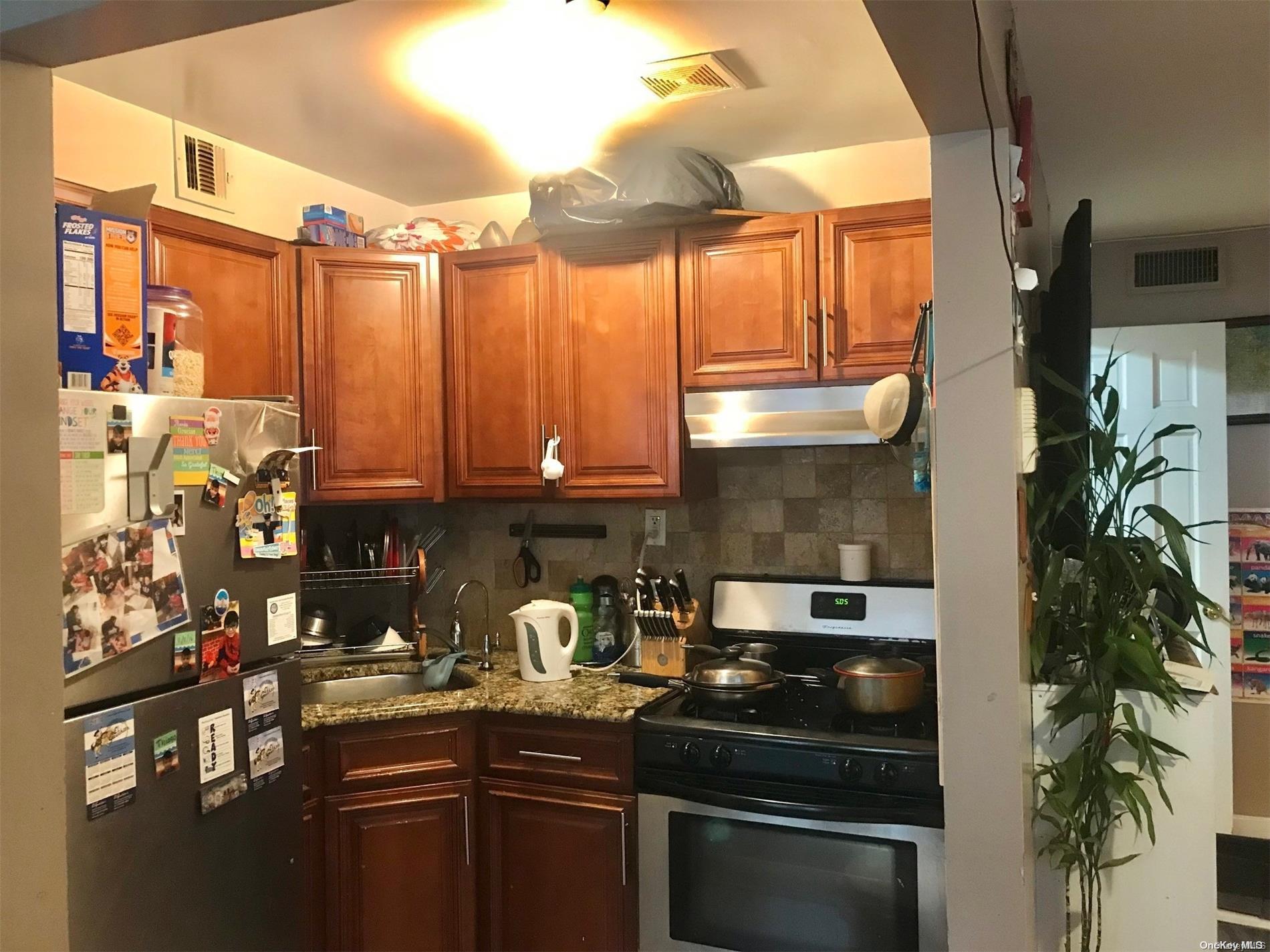 102-23 43rd Avenue, Unit 2A Queens, NY 11368 - Photo 3 of 9