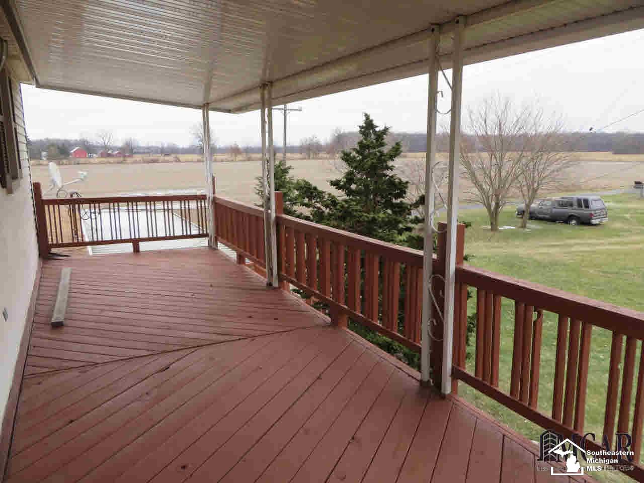 1841 West Hurd Road Monroe, MI 48162 - Photo 9 of 27 2nd Level Deck off Master