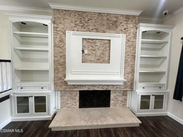 $1,350,000 | 334 West Avenida De Las Flores, Thousand Oaks, CA 91360