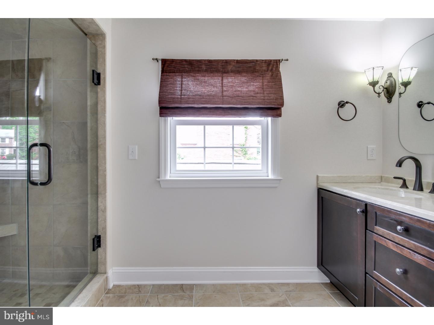 441 Maris Road Springfield, PA 19064 - Photo 16 of 25 Master Bathroom