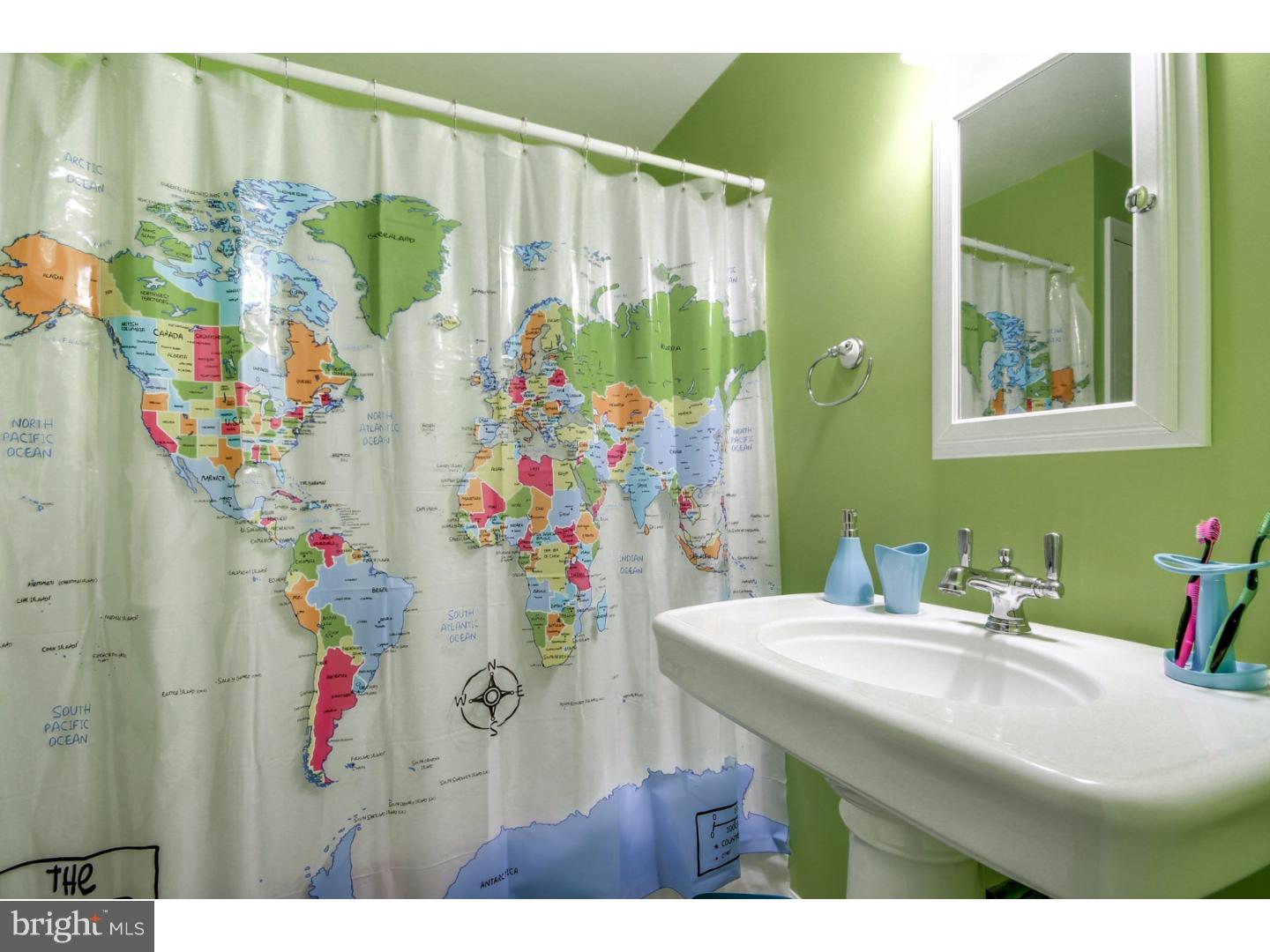441 Maris Road Springfield, PA 19064 - Photo 22 of 25 Bathroom