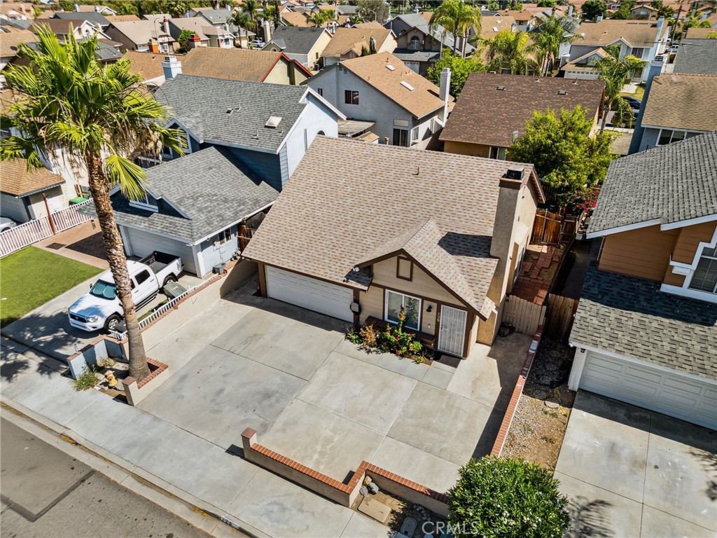 129 Avocado Avenue Perris, CA 92571 - Photo 5 of 30 an aerial view of residential houses with outdoor space