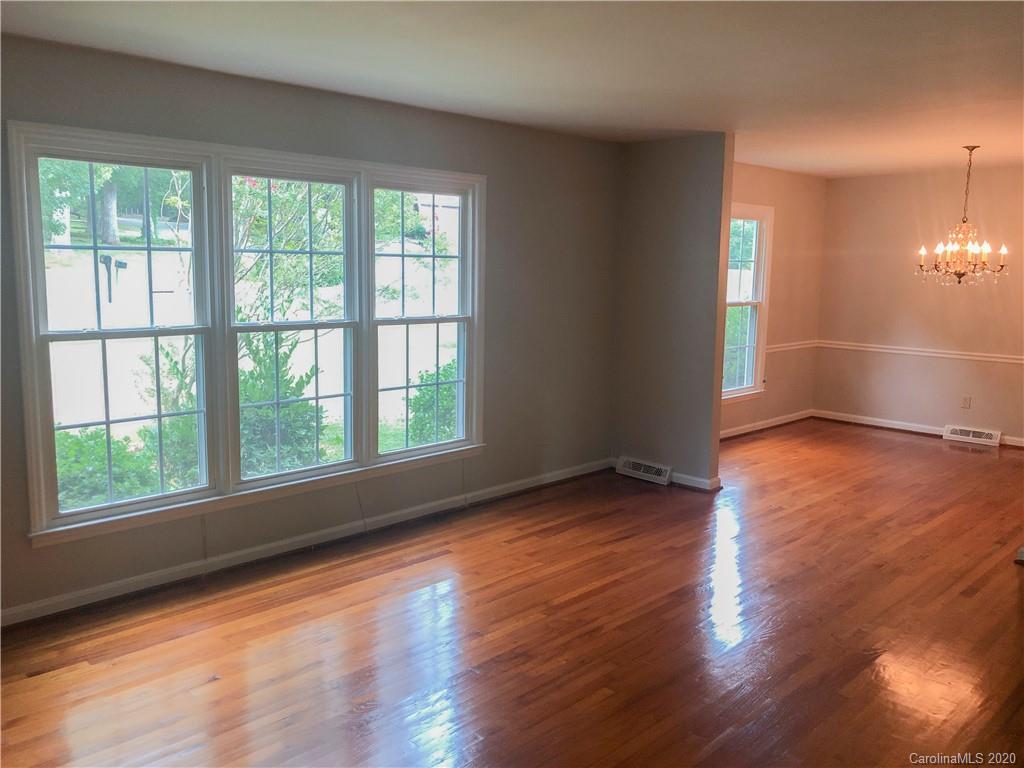 7538 Riding Trail Road Charlotte, NC 28212 - Photo 6 of 17