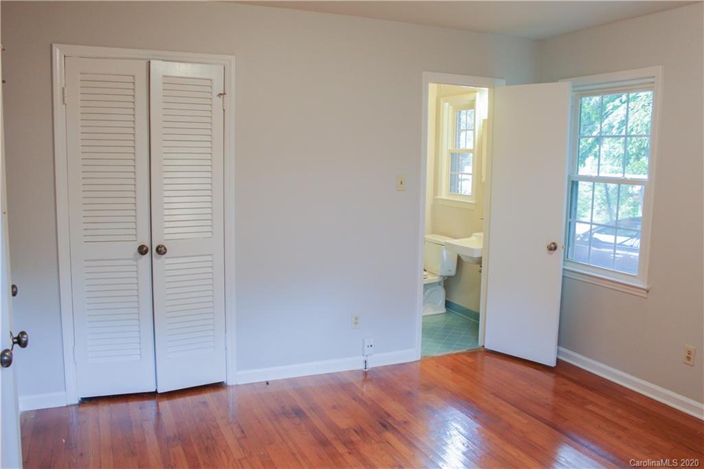 7538 Riding Trail Road Charlotte, NC 28212 - Photo 10 of 17