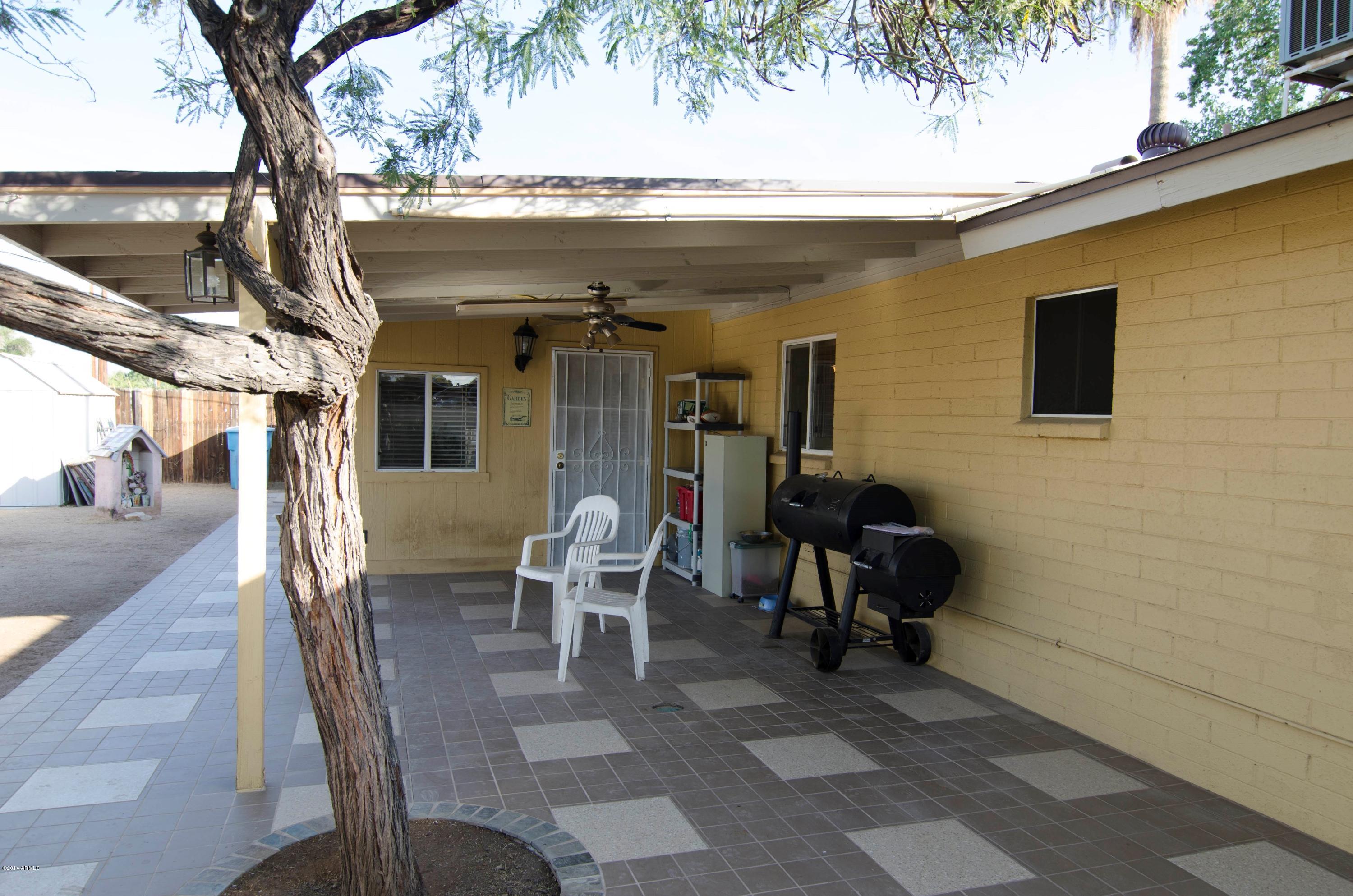 3916 West Griswold Road Phoenix, AZ 85051 - Photo 22 of 24 Back Patio
