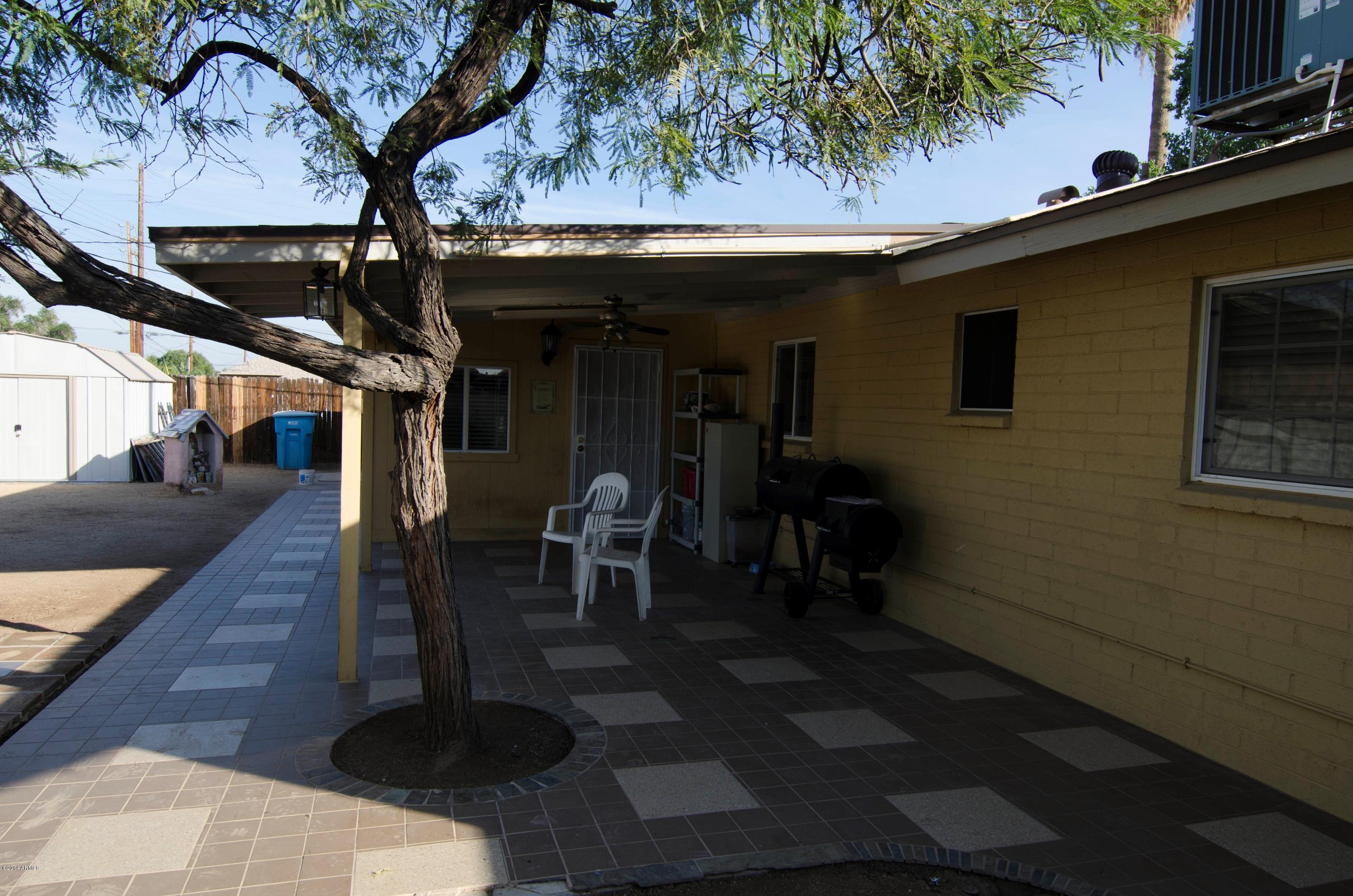 3916 West Griswold Road Phoenix, AZ 85051 - Photo 24 of 24 Back Patio