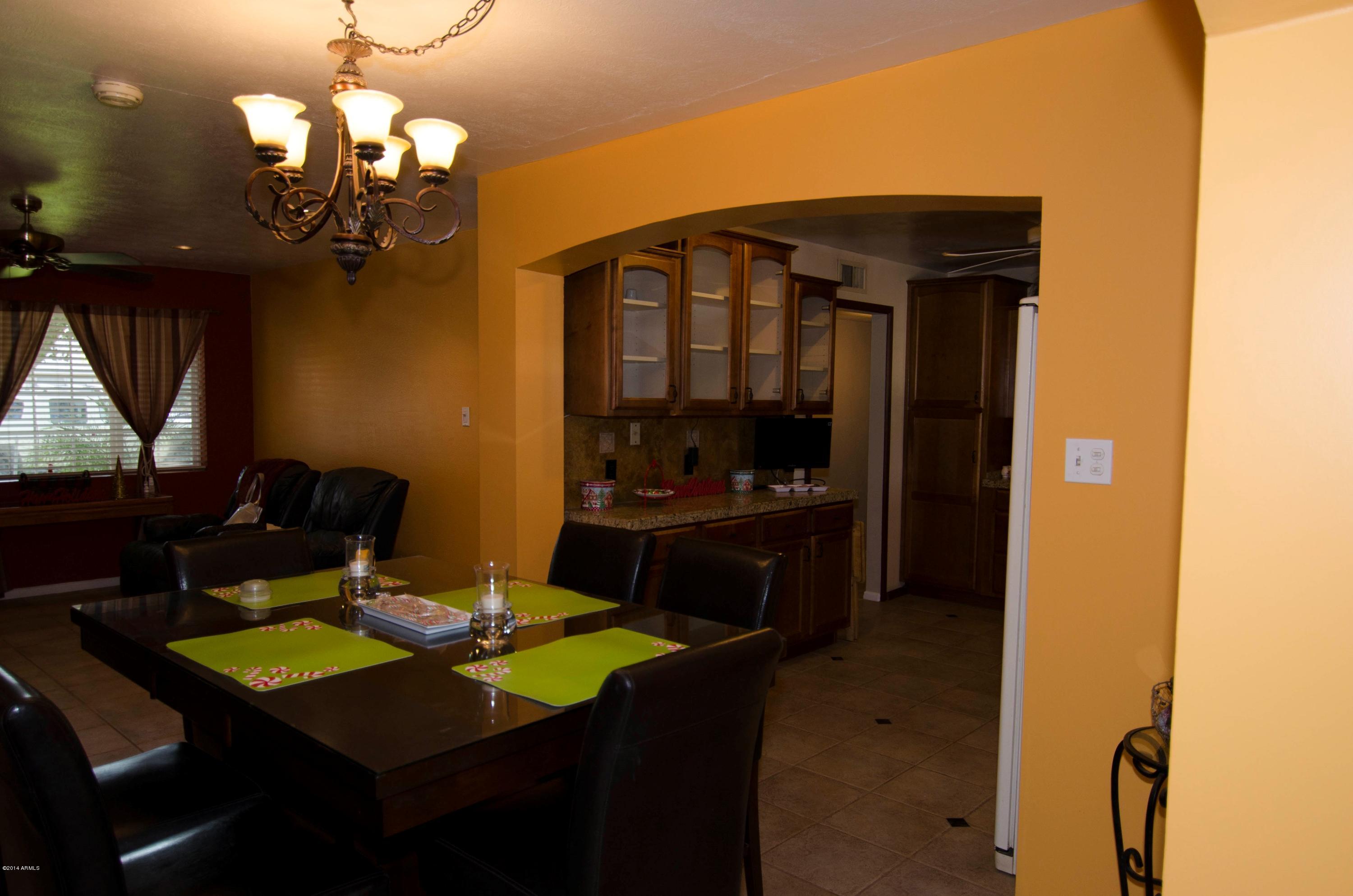 3916 West Griswold Road Phoenix, AZ 85051 - Photo 8 of 24 Dining - Kitchen Area