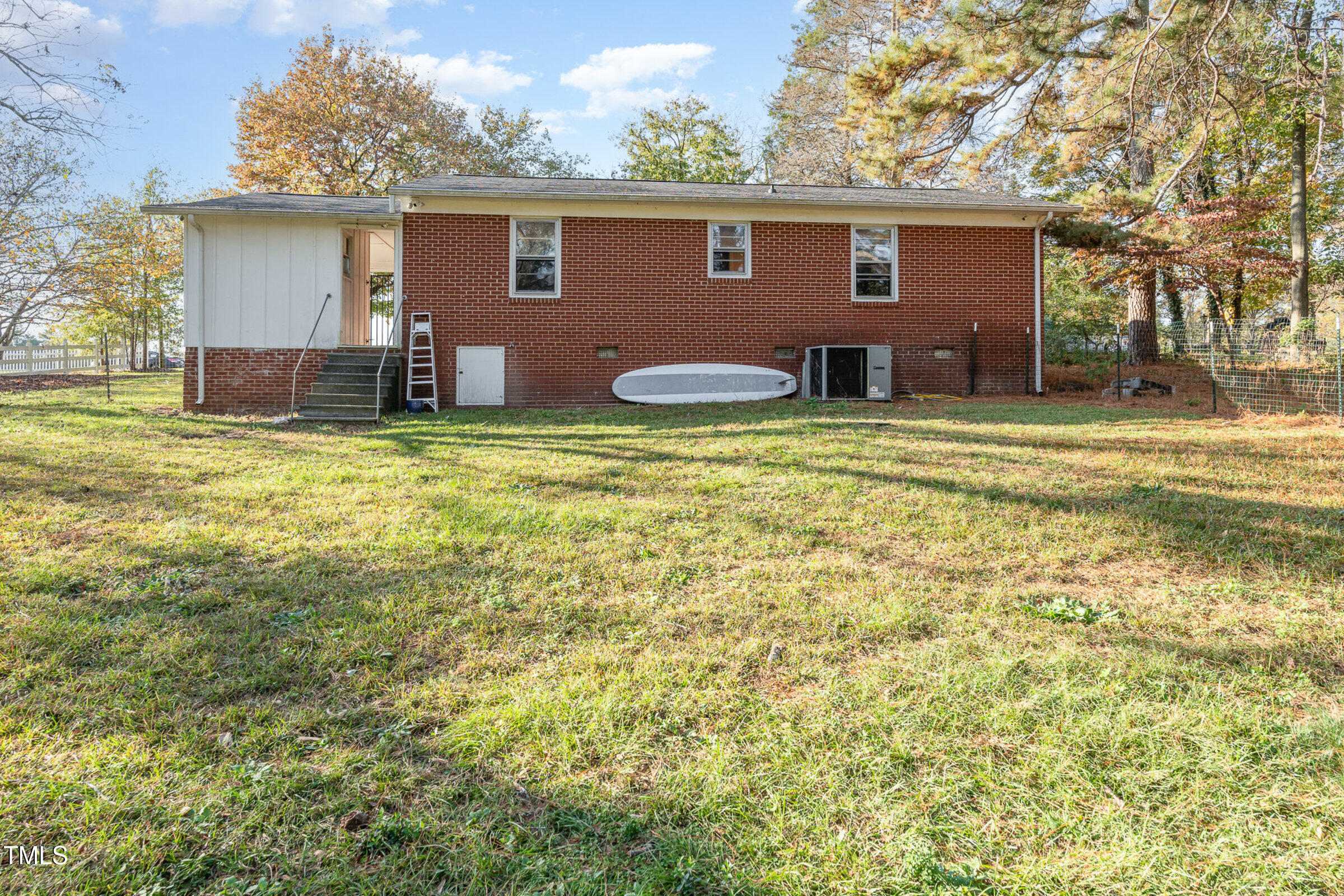 6650 Cokesbury Road Fuquay-Varina, NC 27526 - Photo 18 of 38 018_file_287