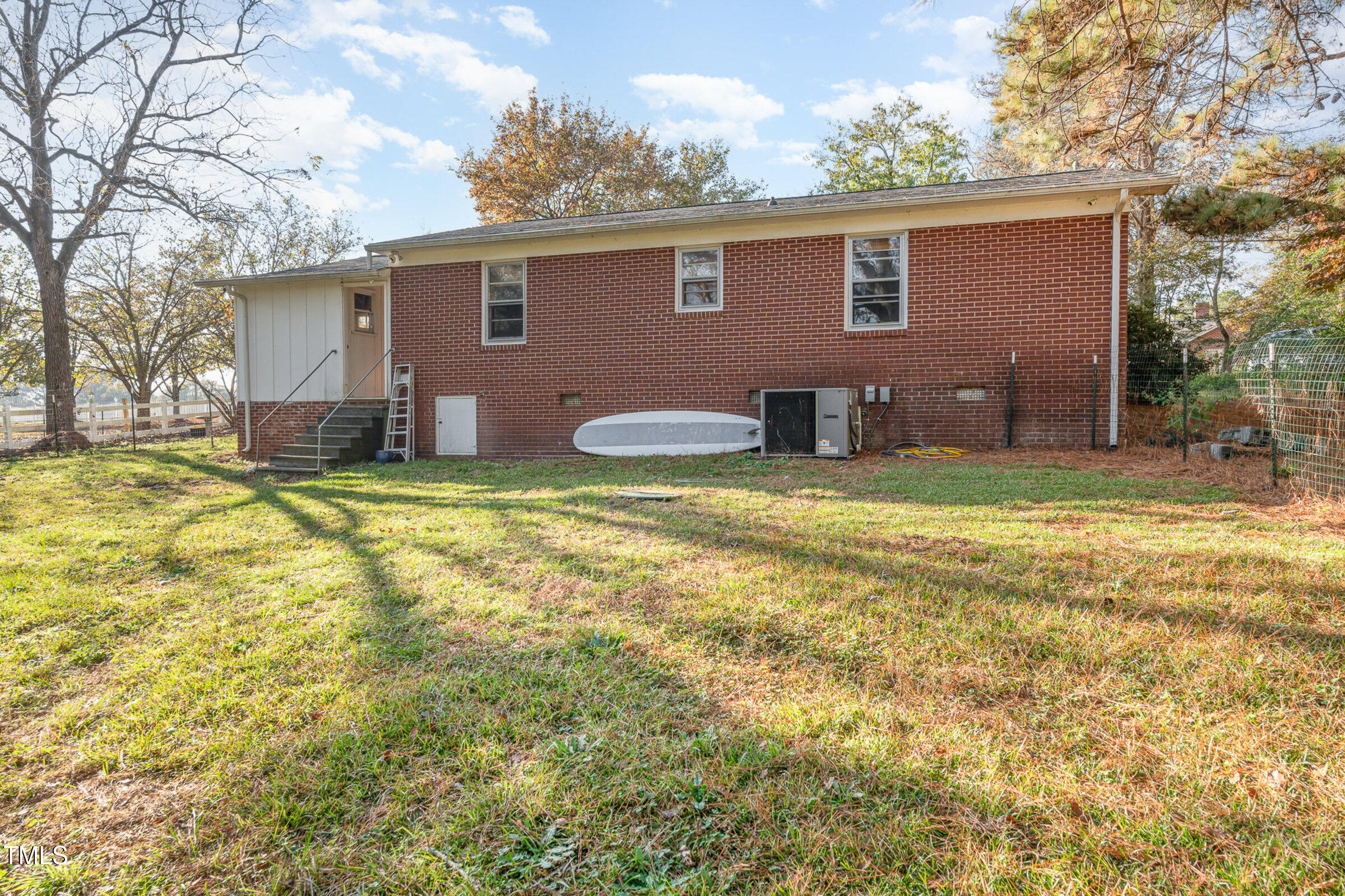 6650 Cokesbury Road Fuquay-Varina, NC 27526 - Photo 19 of 38 019_file_451