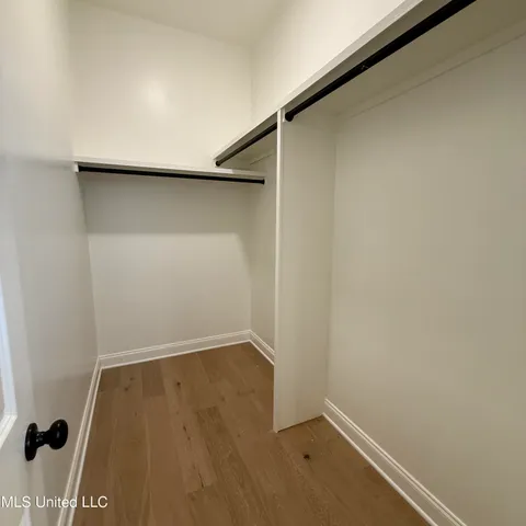 $360,900 | 768 Coahoma Court, Nesbit, MS 38651