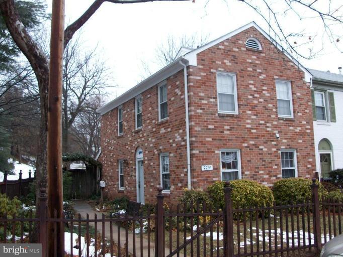 9914 Hampton Road Manassas, VA 20110 - Photo 1 of 16 Exterior (Main)