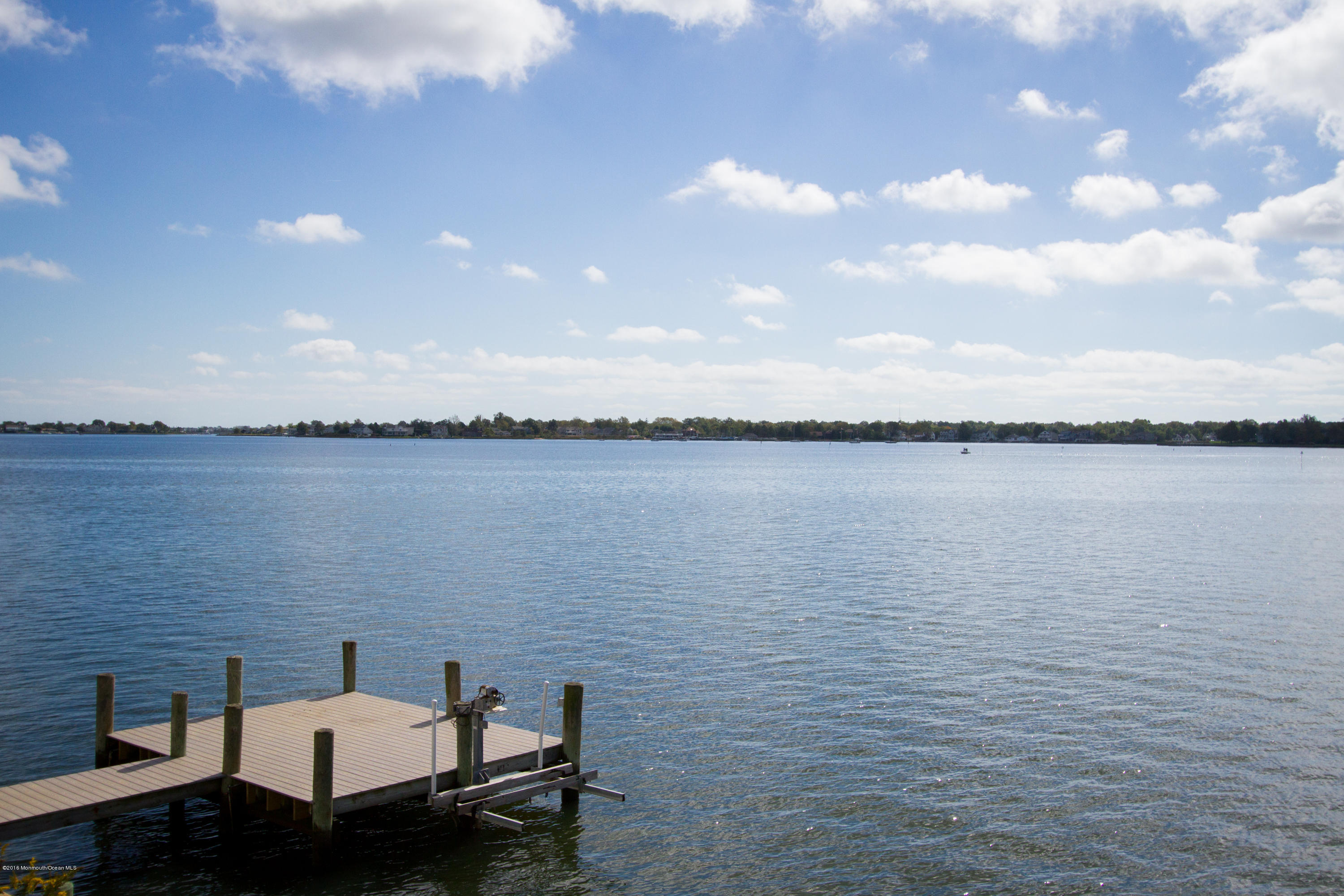 688 Little Silver Point Road Little Silver, NJ 07739 - Photo 20 of 38 19