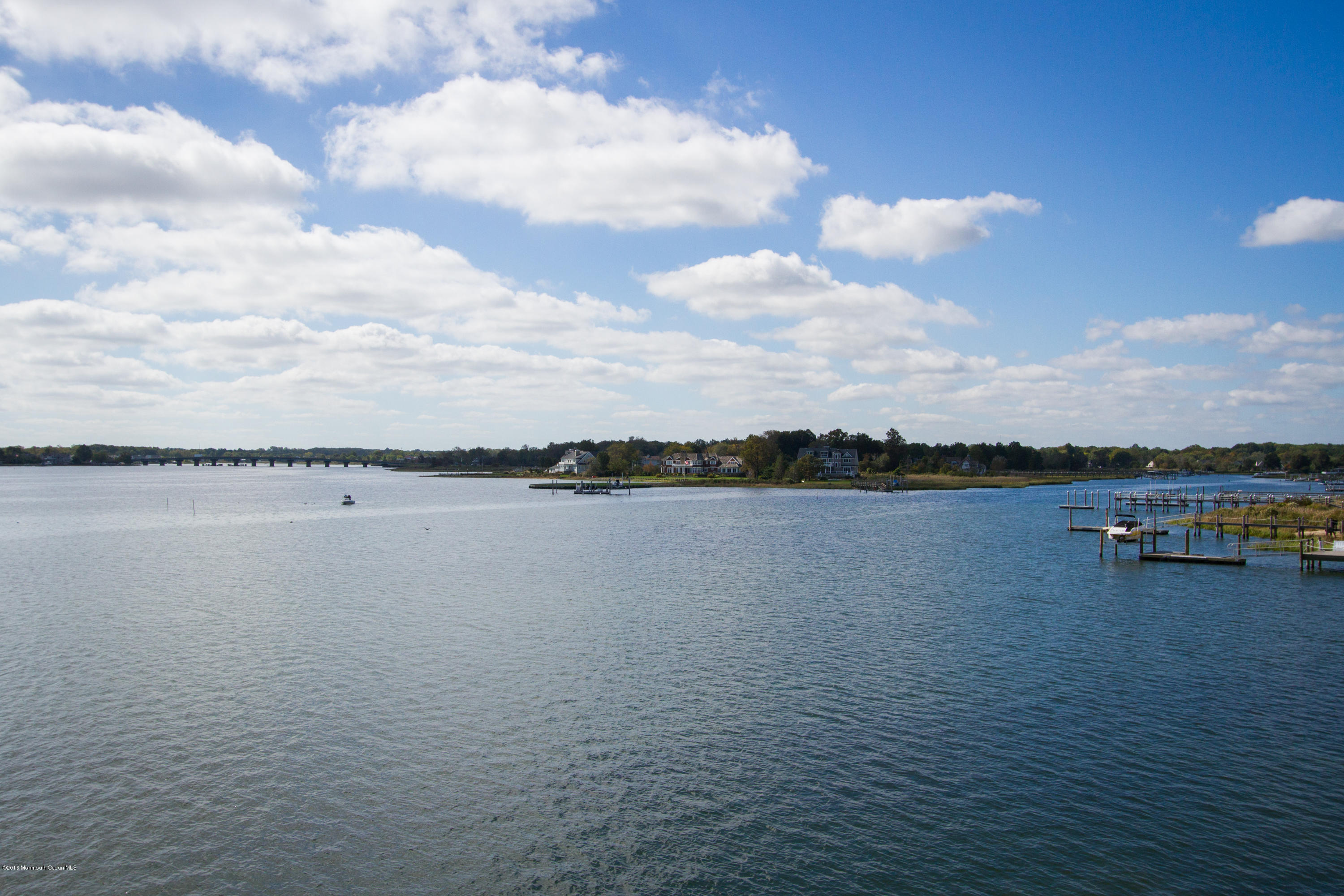 688 Little Silver Point Road Little Silver, NJ 07739 - Photo 22 of 38 21