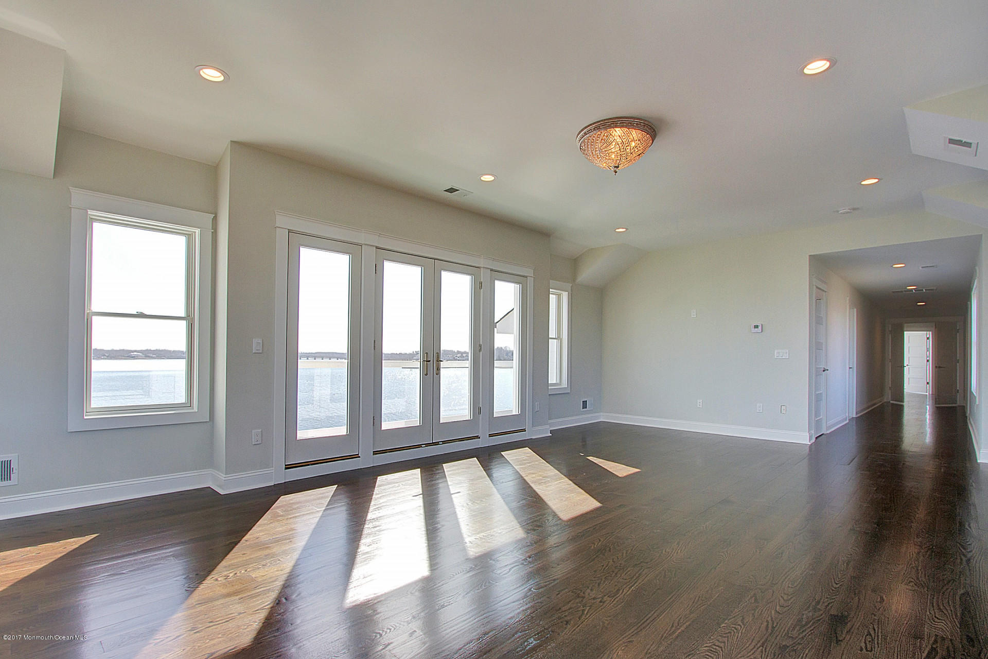 688 Little Silver Point Road Little Silver, NJ 07739 - Photo 23 of 38 22