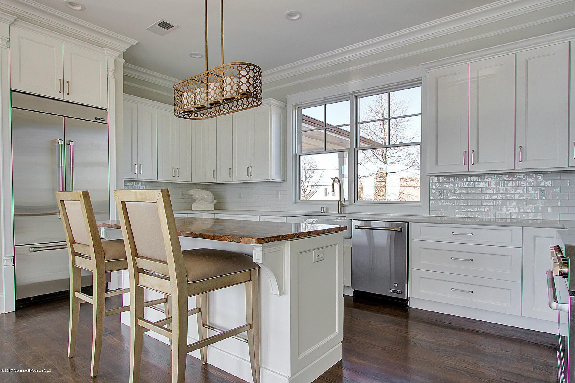 688 Little Silver Point Road Little Silver, NJ 07739 - Photo 8 of 38 8