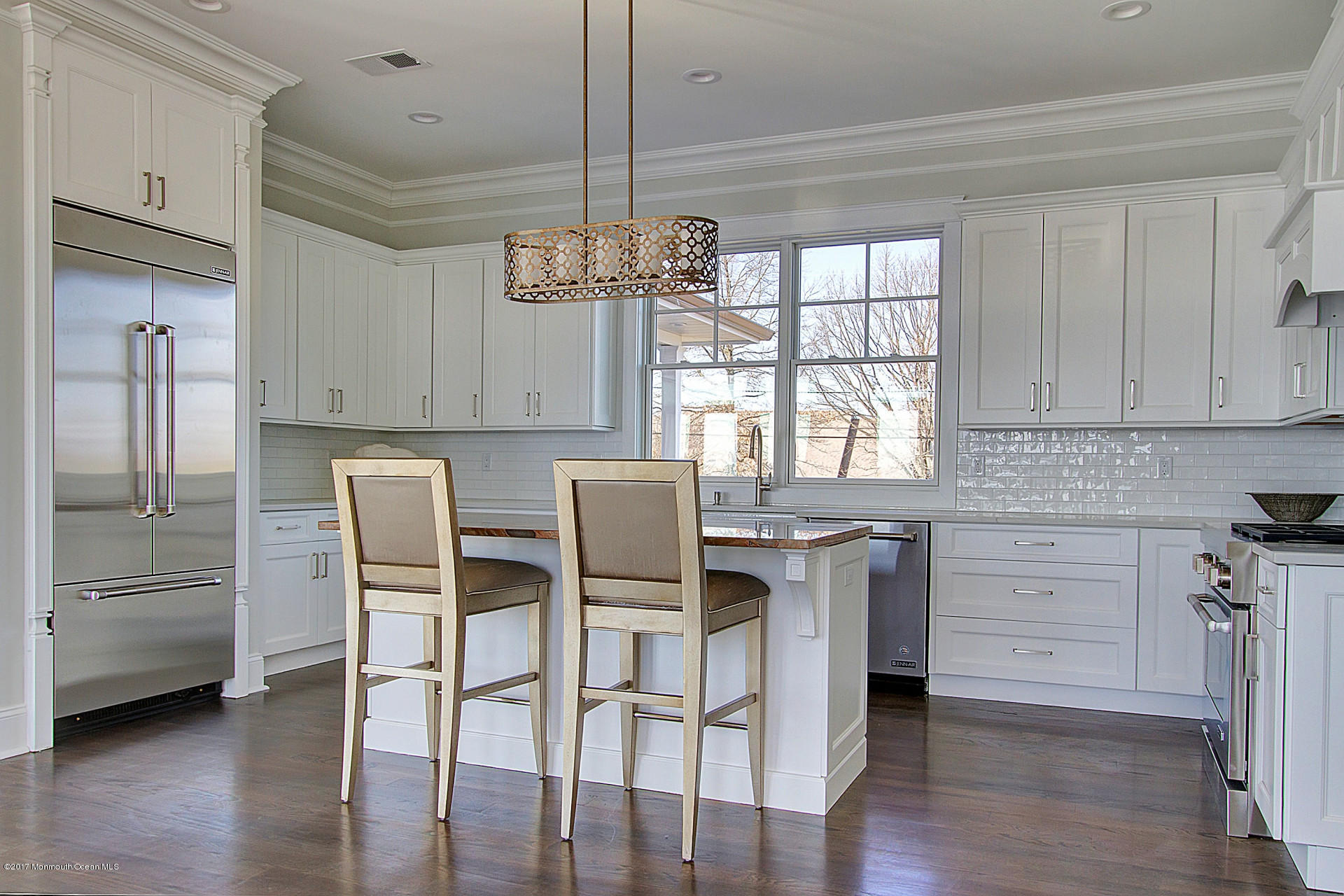688 Little Silver Point Road Little Silver, NJ 07739 - Photo 9 of 38 9