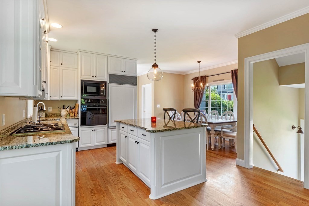 2 Riverside Drive Marblehead, MA 01945 - Photo 4 of 40 Gallery Image 4